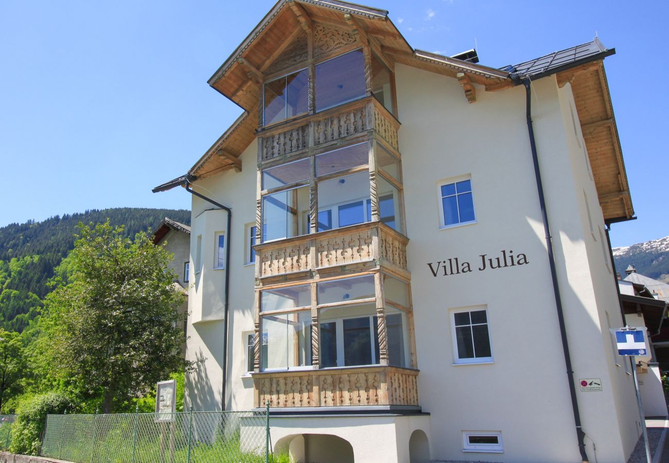 Apartment in Zell am See - Lake view suites Villa Julia - Garden Suite