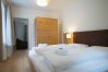 Apartment in Zell am See - Lake view suites Villa Julia - Garden Suite